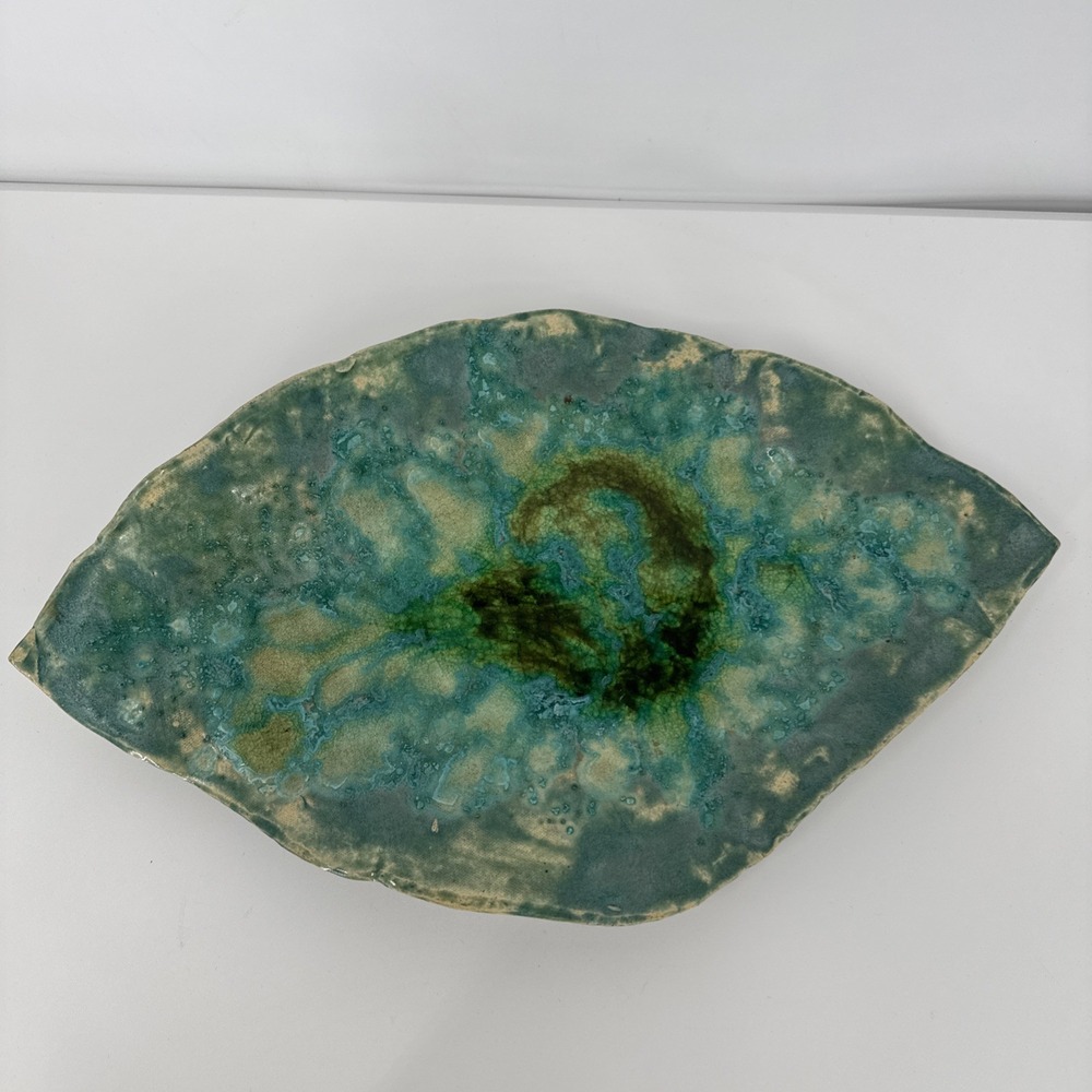 POTTERY Leaf‎ Shaped Crackle Glaze Studio Crafted Handmade Hand Made